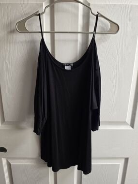VENUS Black Cold-Shoulder Spaghetti Strap Camisole